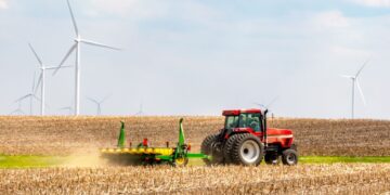 Çiftçilere dekar başına 744 TL destek parası!